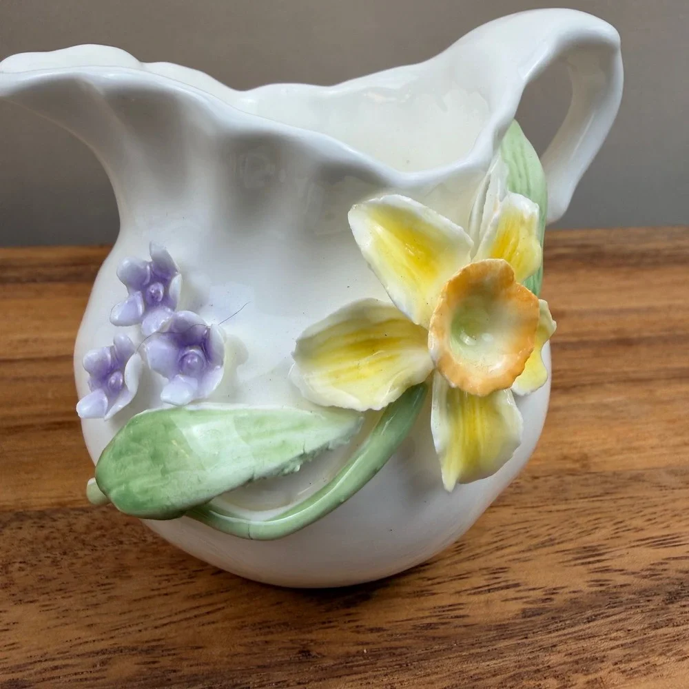 Daffodil Philippines Fine Bone China Creamer & Sugar Set 3D Floral White Yellow